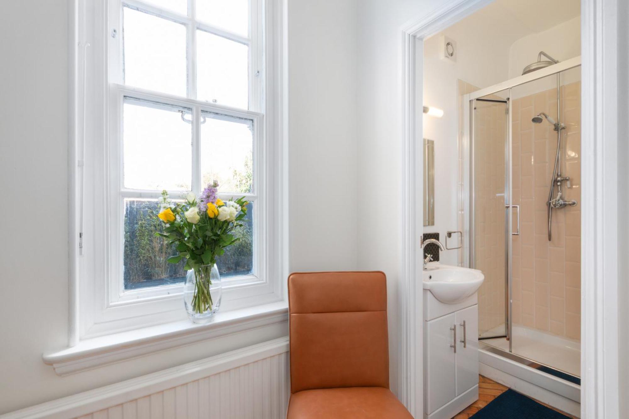 The Vicarage Tooting, Sw17 Hotell London Exteriör bild